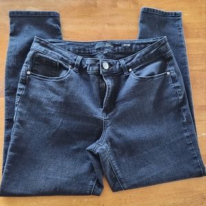 1822 Black cropped jeans size 12